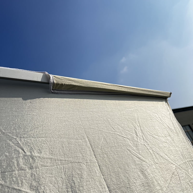 Dekoracyjny parasol plażowy 2,8*2,4M z 2 prążkami