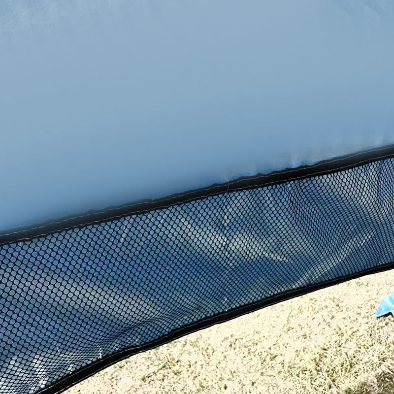 Namiot kempingowy na plaży ze zintegrowaną matą podłogową