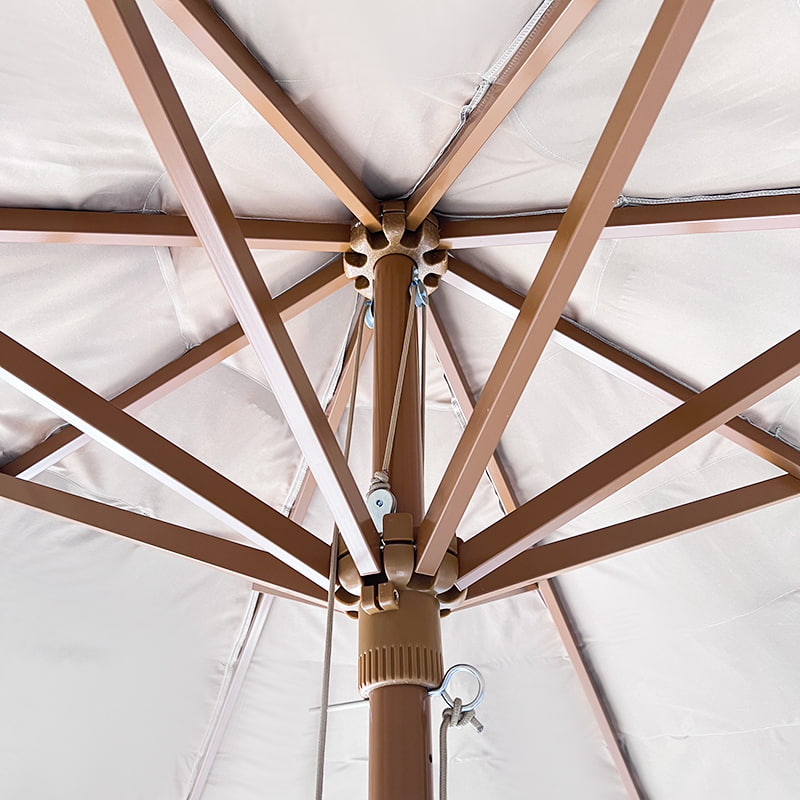 Parasol ogrodowy ze słomy o długości 3 metrów