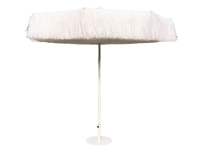 Duży parasol zewnętrzny z imitacji słomy
